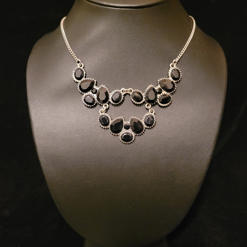 Faceted Acrylic Teardrop Cabochon Statement Necklace